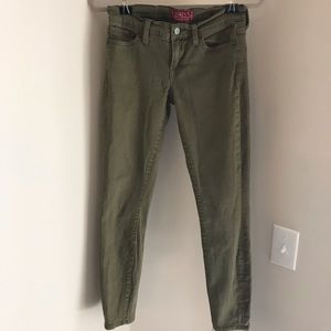 Lucky Brand Charlie Super Skinny in Olive Green